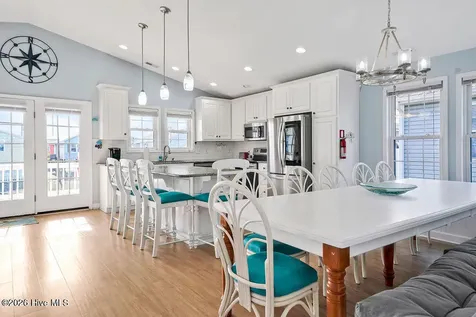 1517 N New River Drive Surf City NC 28445