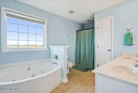 1517 N New River Drive Surf City NC 28445
