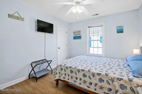 1517 N New River Drive Surf City NC 28445