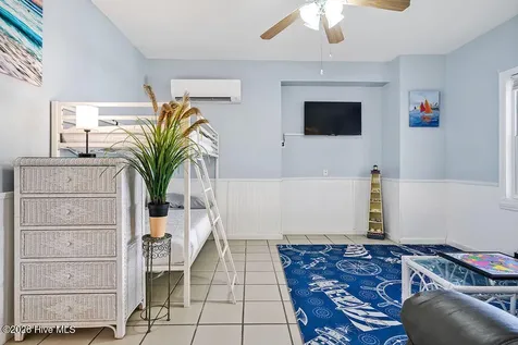 1517 N New River Drive Surf City NC 28445