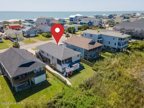 1517 N New River Drive Surf City NC 28445