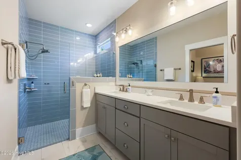2548 Lakeside Circle Wilmington NC 28401