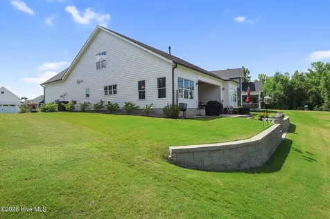 2548 Lakeside Circle Wilmington NC 28401