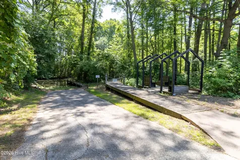 715 Mcmullan Avenue Edenton NC 27932