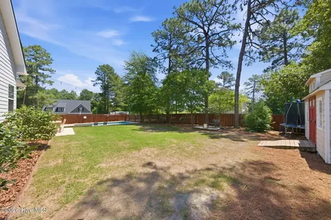 401 Dundee Trail Southern Pines NC 28387
