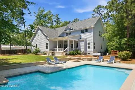 401 Dundee Trail Southern Pines NC 28387