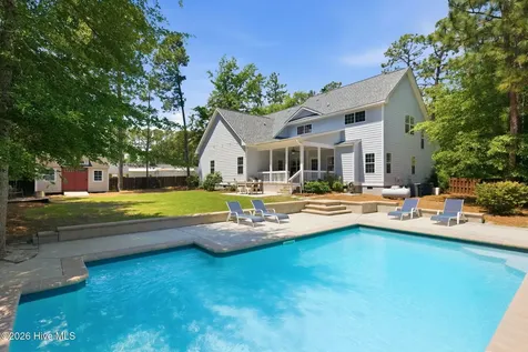 401 Dundee Trail Southern Pines NC 28387