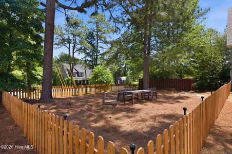 401 Dundee Trail Southern Pines NC 28387