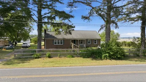 22 Hackley Road Gates NC 27937