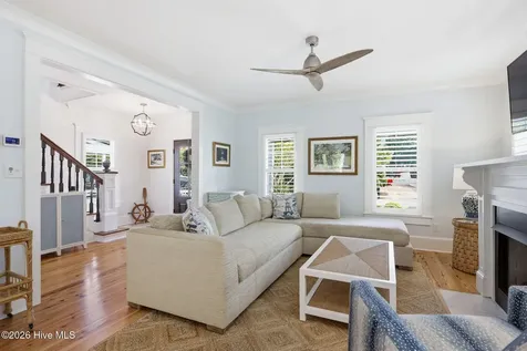 910 Ann Street Beaufort NC 28516