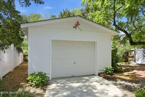 910 Ann Street Beaufort NC 28516
