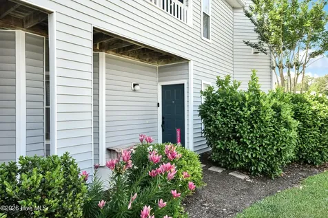4148 Breezewood Drive Wilmington NC 28412