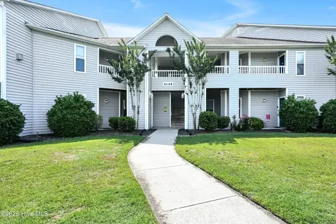 4148 Breezewood Drive Wilmington NC 28412