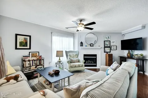 4148 Breezewood Drive Wilmington NC 28412