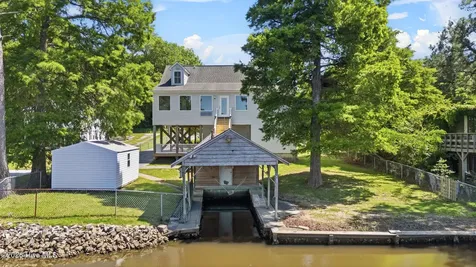 141 Sherrill Loop Road Sneads Ferry NC 28460