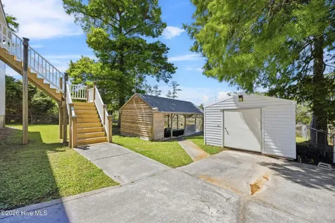 141 Sherrill Loop Road Sneads Ferry NC 28460