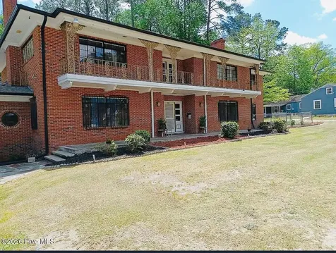 1001 W Main Street Williamston NC 27892