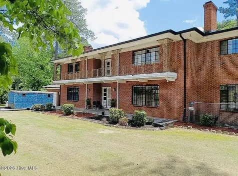 1001 W Main Street Williamston NC 27892
