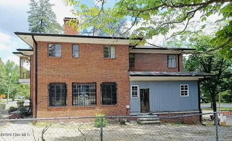 1001 W Main Street Williamston NC 27892
