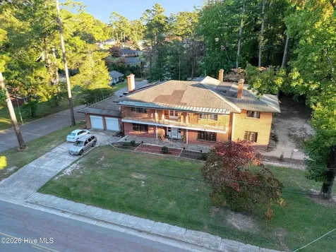 1001 W Main Street Williamston NC 27892