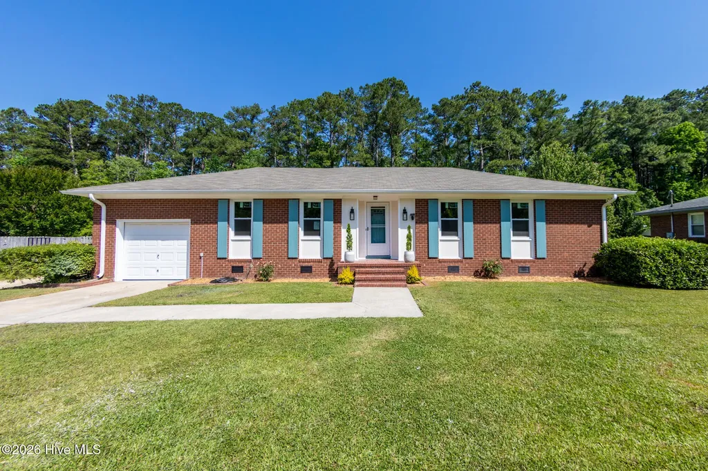 202 Carolina Pines Boulevard New Bern NC 28560
