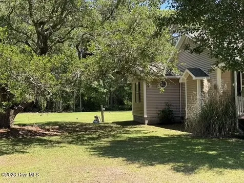 189 Seashore Drive Atlantic NC 28511
