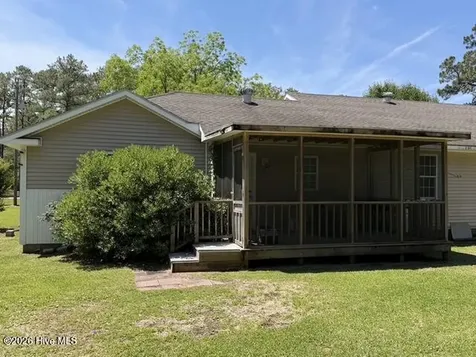 189 Seashore Drive Atlantic NC 28511