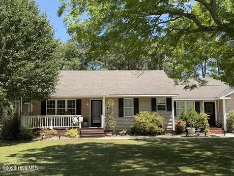 189 Seashore Drive Atlantic NC 28511