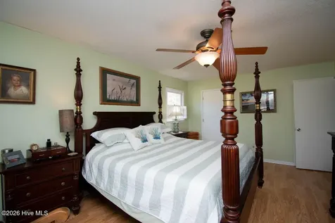 915 Sunset Boulevard Newport NC 28570