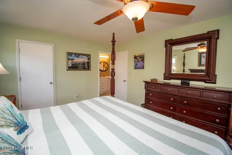 915 Sunset Boulevard Newport NC 28570