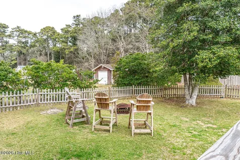 915 Sunset Boulevard Newport NC 28570