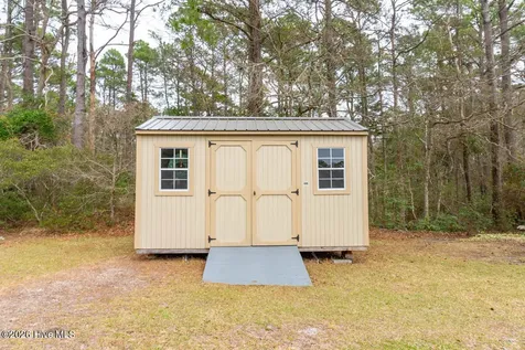 915 Sunset Boulevard Newport NC 28570