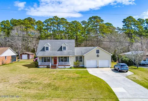 915 Sunset Boulevard Newport NC 28570