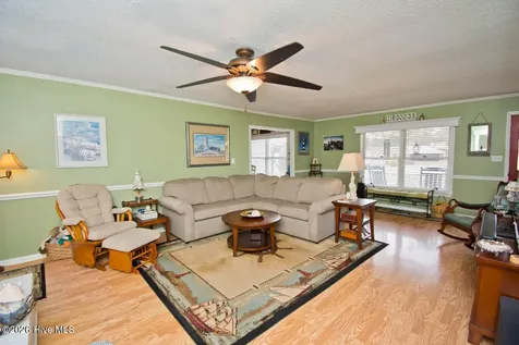 915 Sunset Boulevard Newport NC 28570