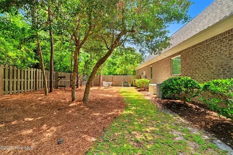 207 Westminster Way Hampstead NC 28443