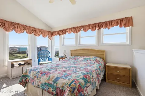 Emerald Isle NC 28594
