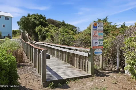 Emerald Isle NC 28594