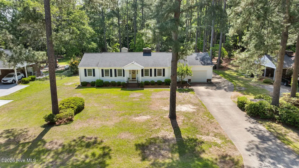 1925 Pinemont Circle Goldsboro NC 27534