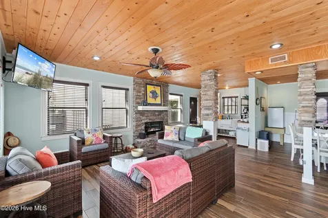 21 Concord Street Ocean Isle Beach NC 28469
