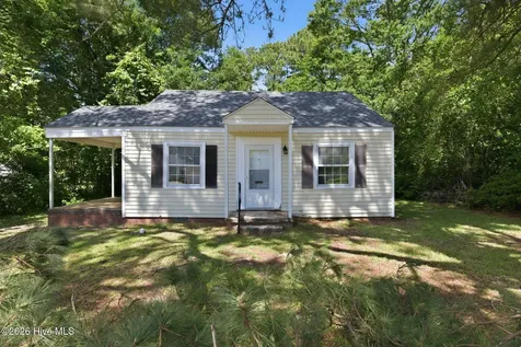 1610 Queen Anne Lane New Bern NC 28560