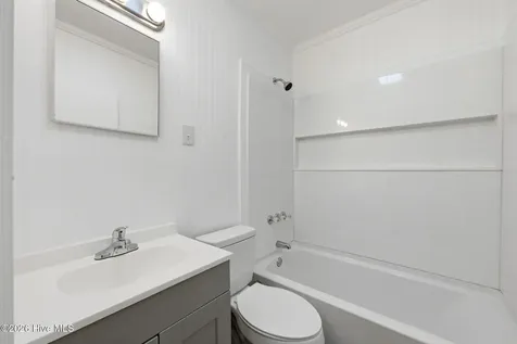 1610 Queen Anne Lane New Bern NC 28560