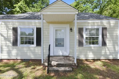 1610 Queen Anne Lane New Bern NC 28560