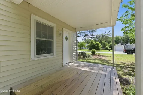 1610 Queen Anne Lane New Bern NC 28560