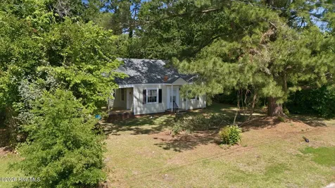1610 Queen Anne Lane New Bern NC 28560