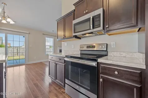 320 Aquamarine Circle Jacksonville NC 28546