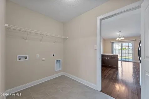 320 Aquamarine Circle Jacksonville NC 28546