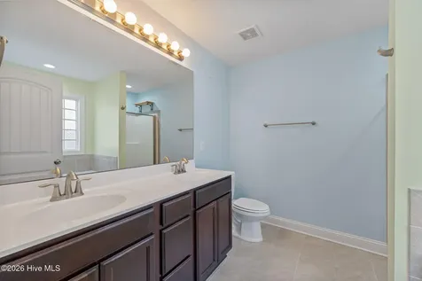 320 Aquamarine Circle Jacksonville NC 28546