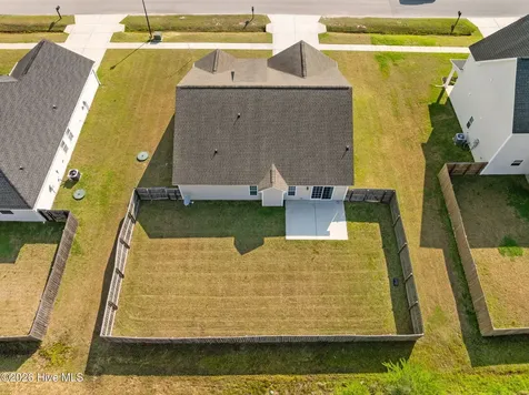320 Aquamarine Circle Jacksonville NC 28546