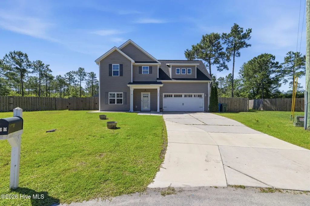 527 Everett Glades Sneads Ferry NC 28460