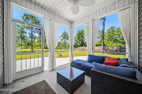 527 Everett Glades Sneads Ferry NC 28460